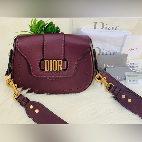 Dior Saddle Handbag - Picture 3 of 9